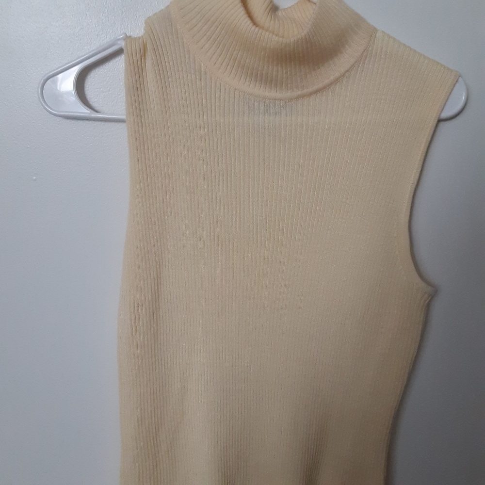 Dana Buchman bright yellow turtle neck sweater
